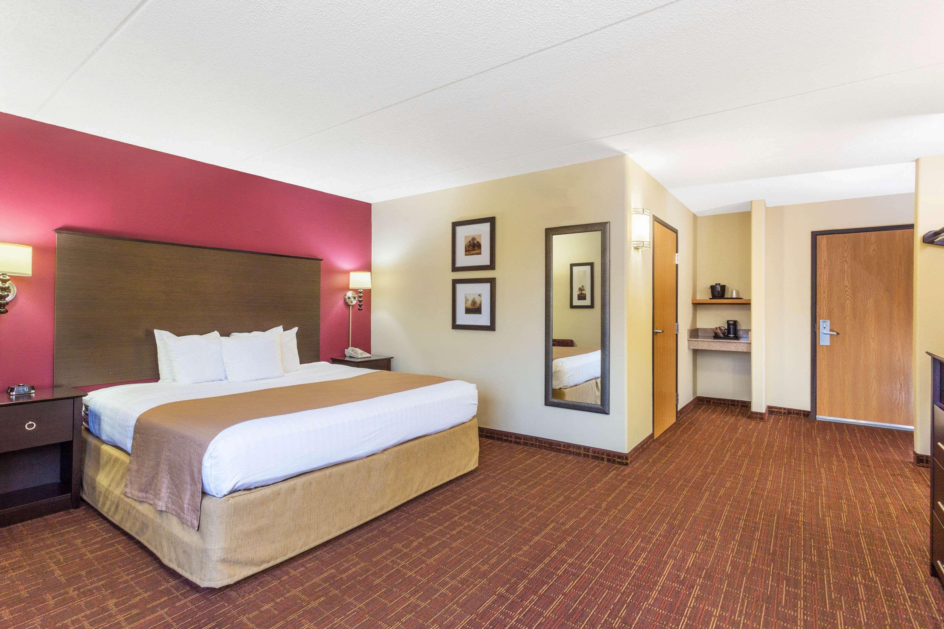 Americinn By Wyndham Madison South Eksteriør billede